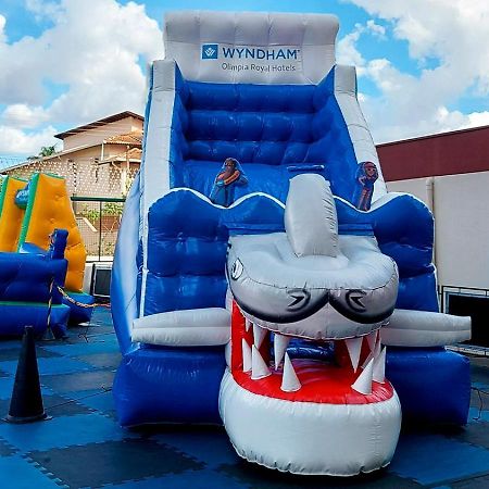 Wyndham Olimpia Royal Hotels Экстерьер фото Inflatable slide