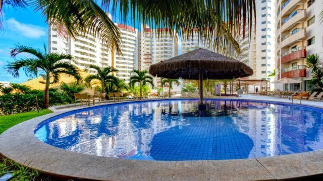 Wyndham Olimpia Royal Hotels Экстерьер фото The pool at the resort