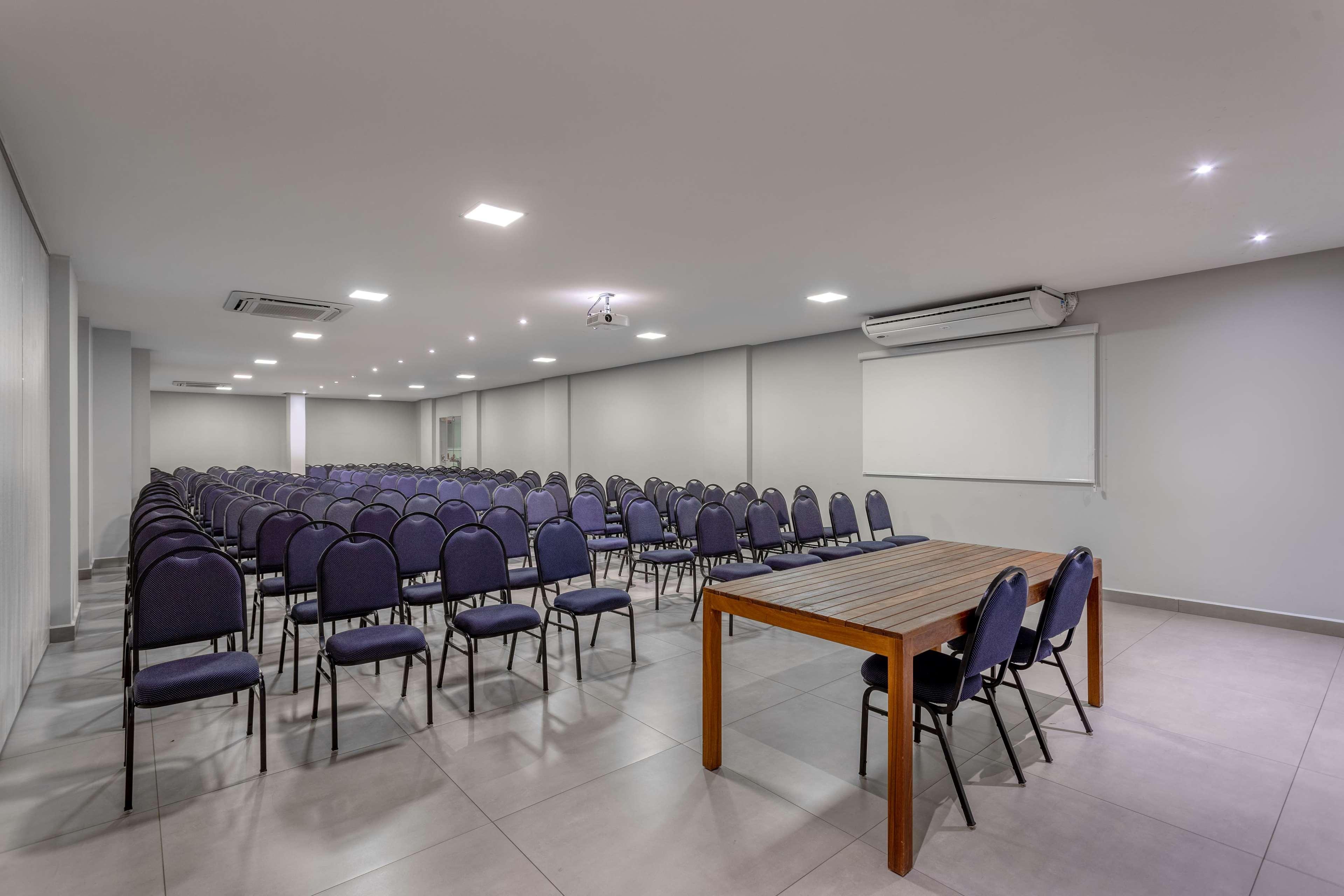 Wyndham Olimpia Royal Hotels Экстерьер фото Meeting room