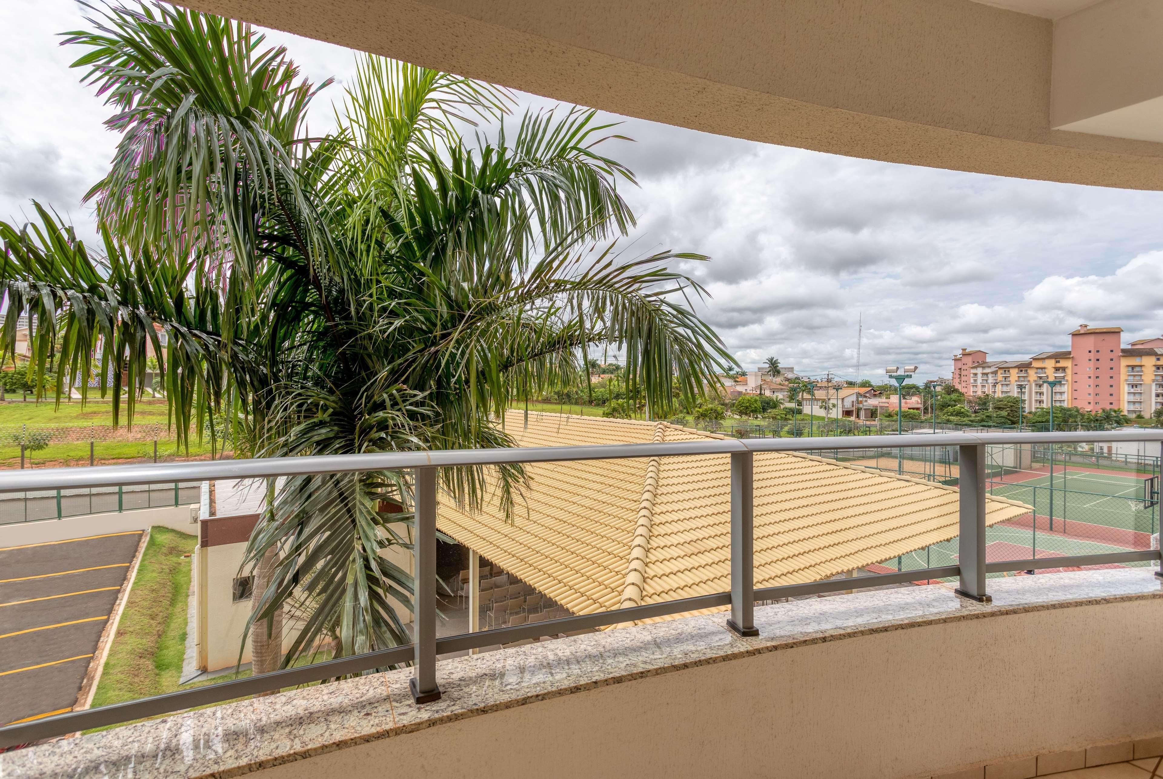 Wyndham Olimpia Royal Hotels Экстерьер фото A view of the city from a balcony