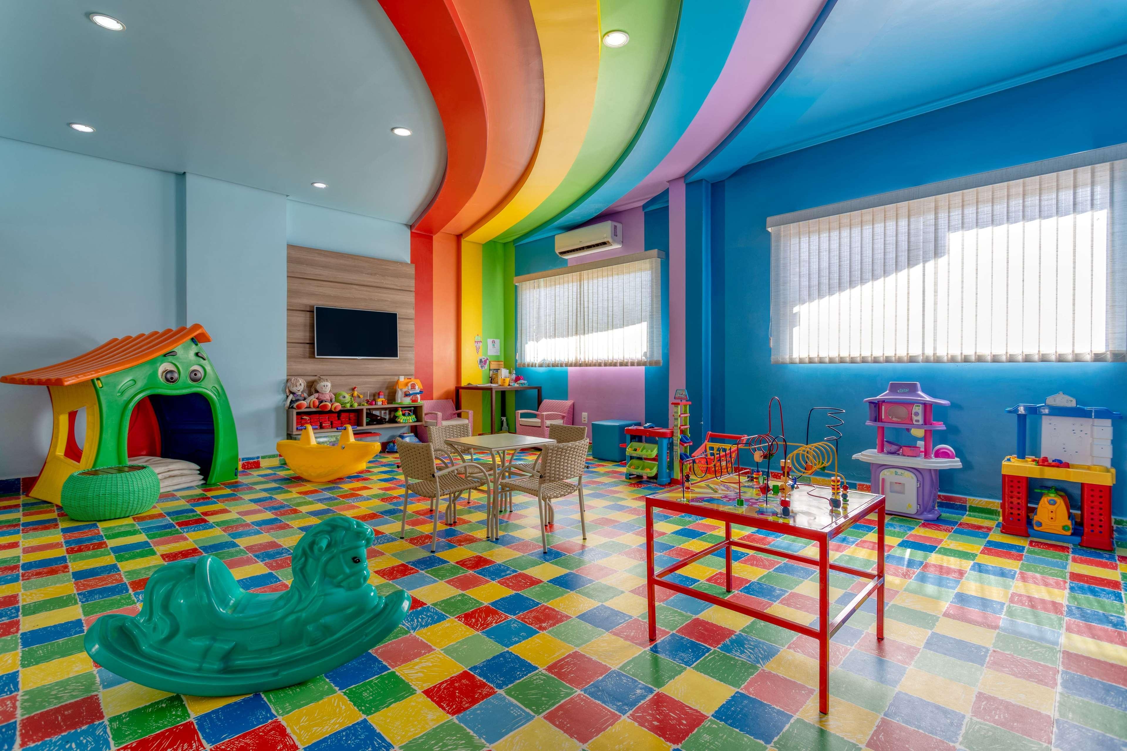Wyndham Olimpia Royal Hotels Экстерьер фото A nursery in Thailand