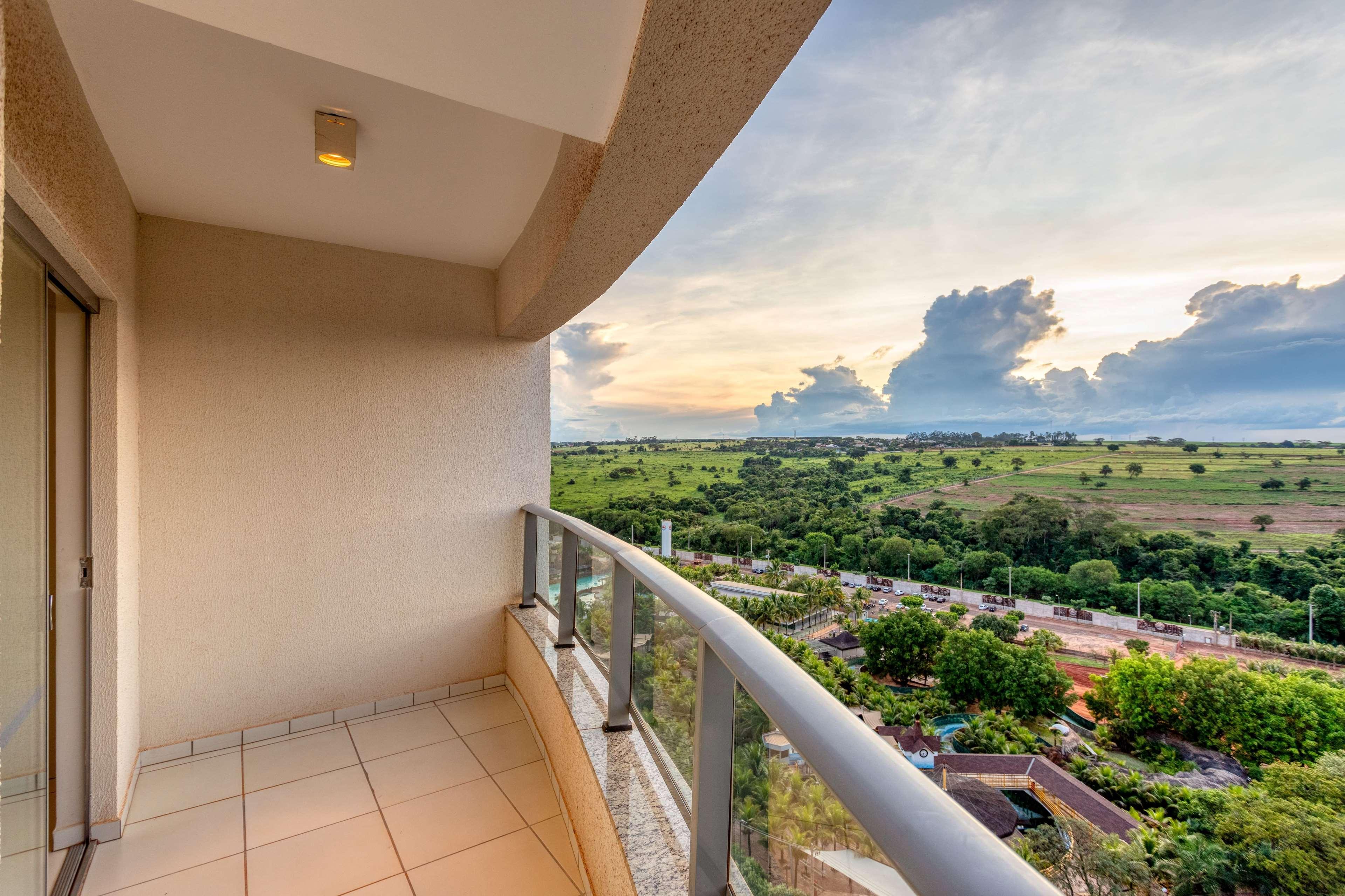Wyndham Olimpia Royal Hotels Экстерьер фото A balcony