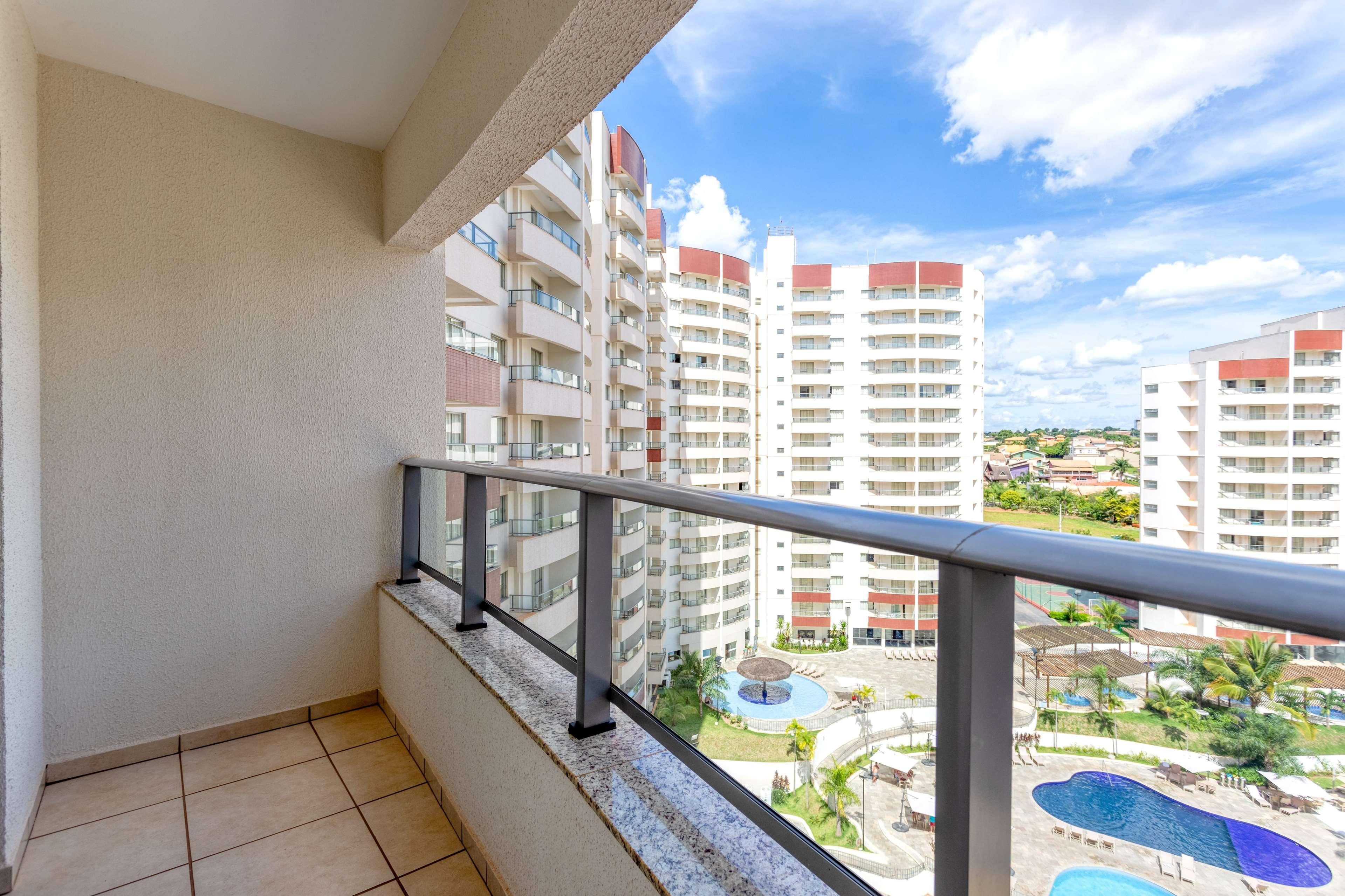 Wyndham Olimpia Royal Hotels Экстерьер фото A balcony in a condominium in Brazil